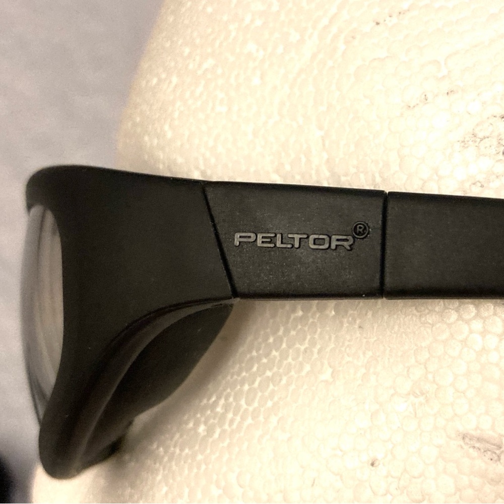 PELTOR Impact/Dust Resistant Goggle: Black, Wraparound Goggles, Polycarbonate - Picture 2 of 16